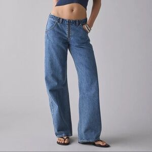 Levi’s Low Loose Zipper Straight Jean